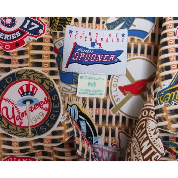 Reyn Spooner MLB World Series Button Front Aloha Shirt All Over Print Sz M - Picture 2 of 9